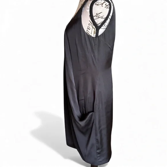 H&M Draped Cocoon Silhouette Dress – Black – Size 8 (NWT) - Picture 3 of 6